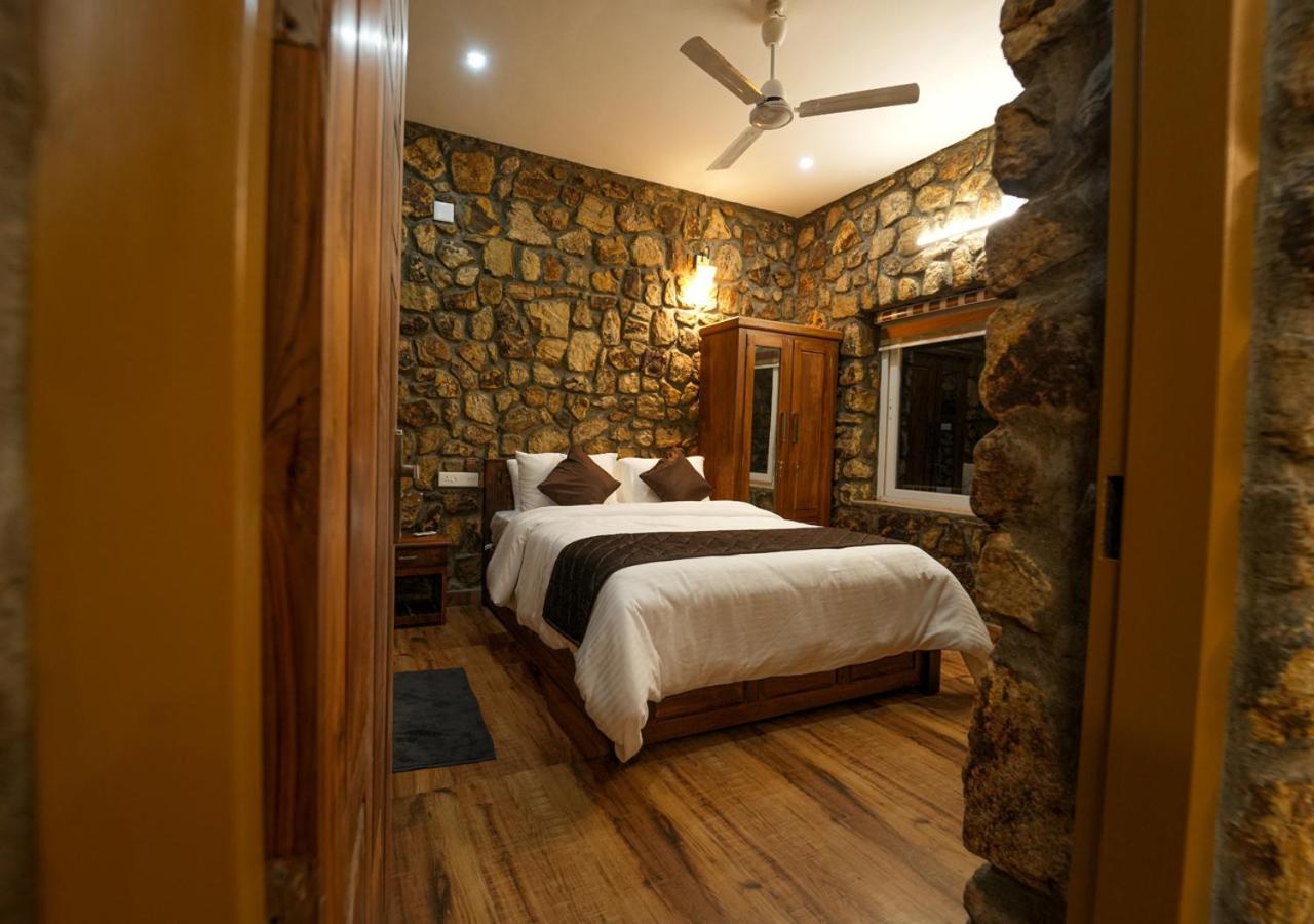 Tiyans Stone Castle Private Tea Villa Vagamon By Voye Homes Экстерьер фото