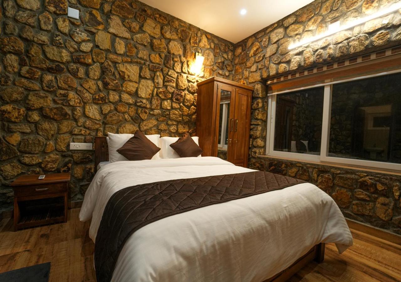 Tiyans Stone Castle Private Tea Villa Vagamon By Voye Homes Экстерьер фото